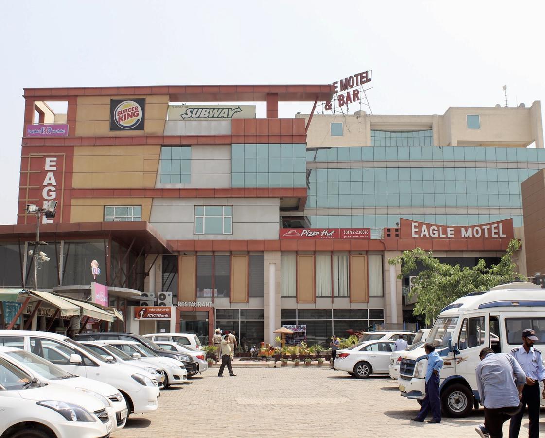 Eagle Motel Rājpura Buitenkant foto