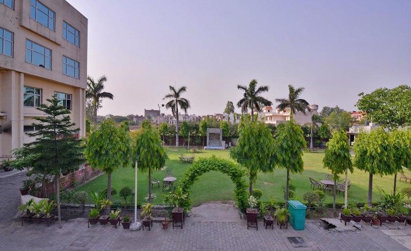 Eagle Motel Rājpura Buitenkant foto