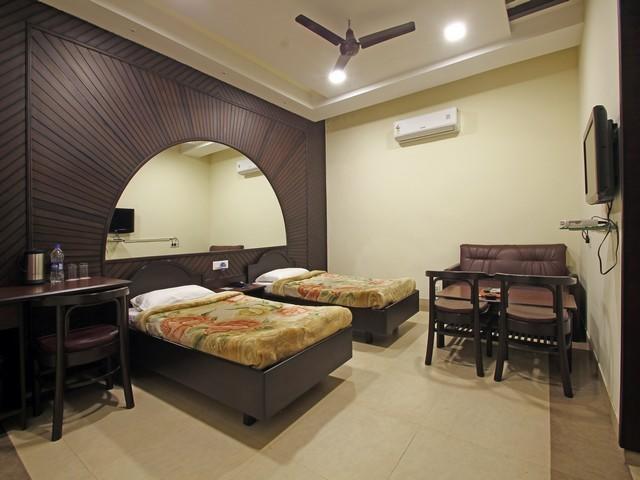 Eagle Motel Rājpura Buitenkant foto