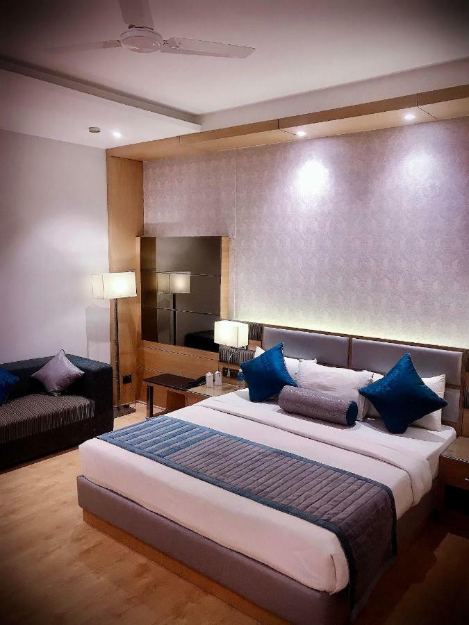 Eagle Motel Rājpura Buitenkant foto